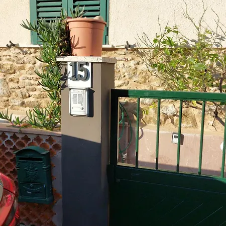 Апартаменты Casa Fiorita Розиньано Солве